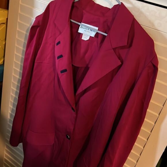 Vintage Danny and Nicole Blazer - Picture 3 of 10